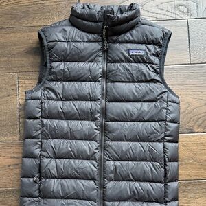 Patagonia Charcoal Puffer Vest